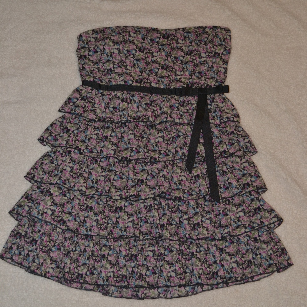 sweetheart multi-color floral ruffle dress